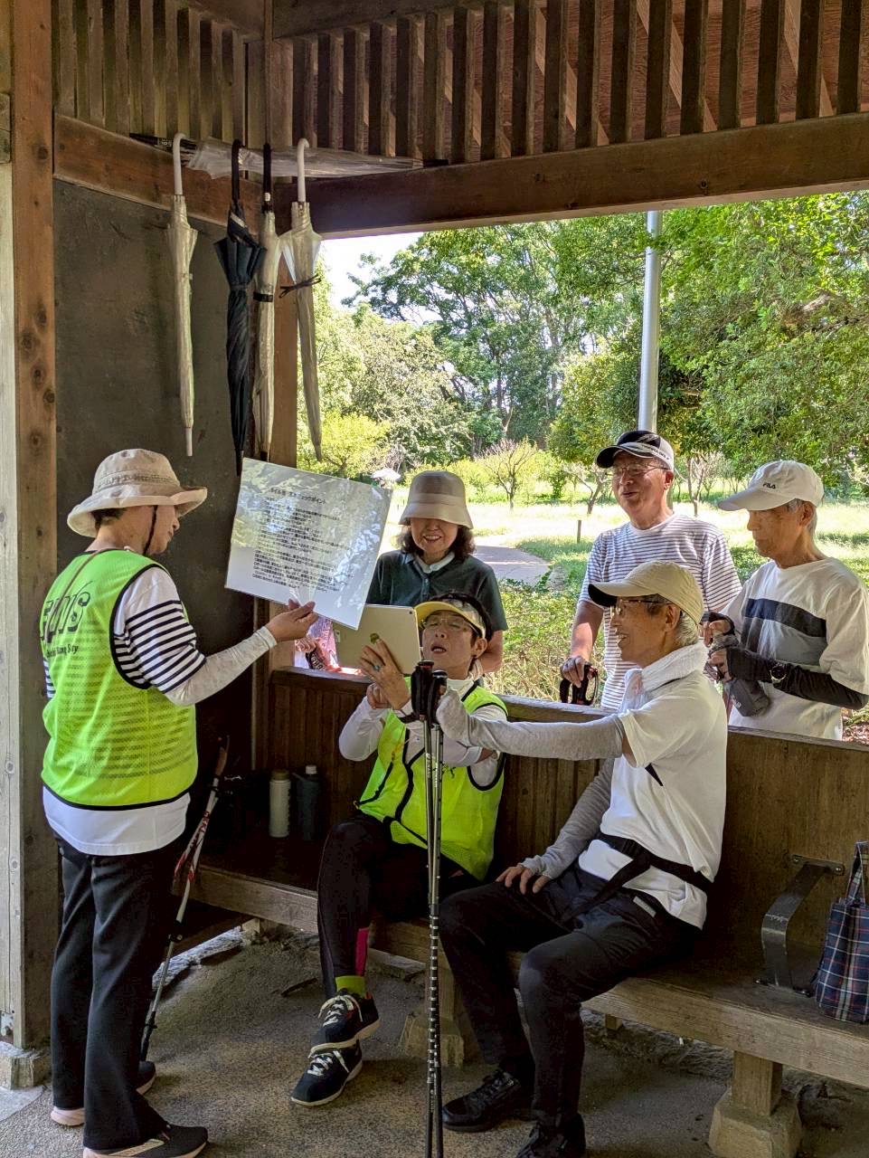 E249C5E4-80BE-42E4-B008-8AA903F762E2