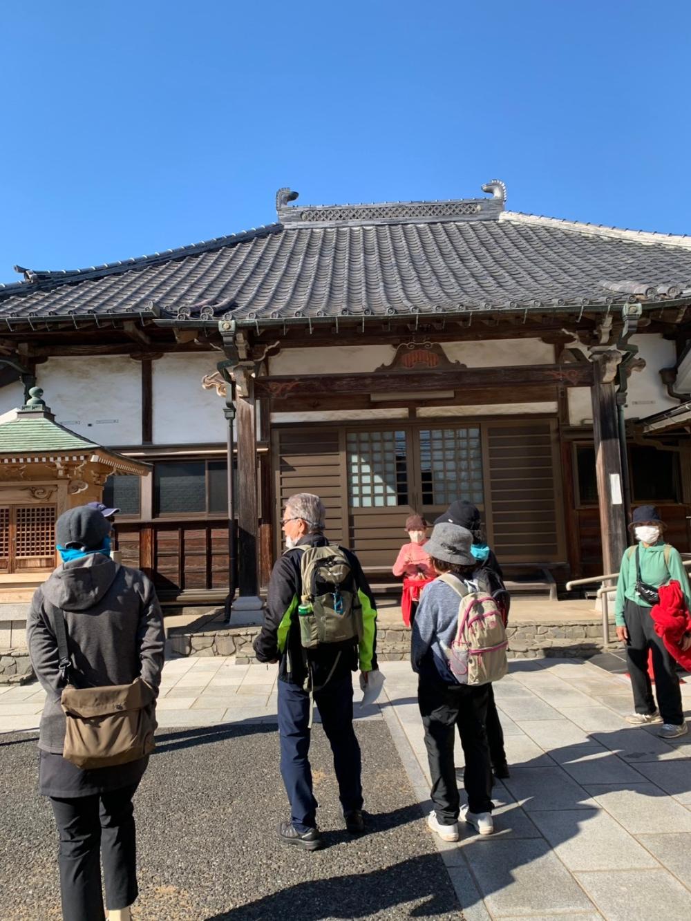LINE_ALBUM_2024123街歩き_250522_18