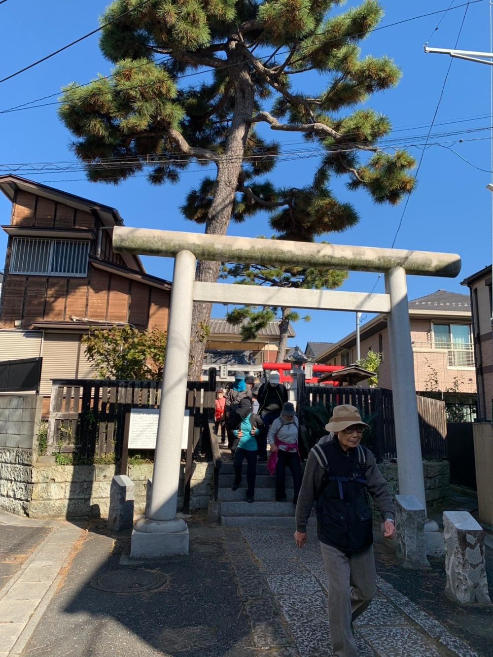 LINE_ALBUM_2024123街歩き_250522_12