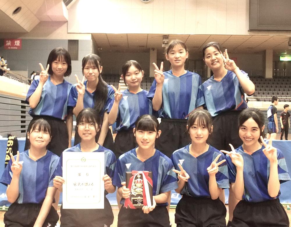 女子団体　三位　七林中