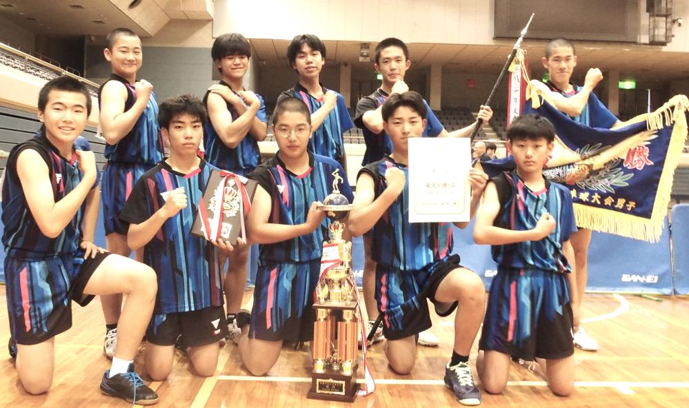 男子団体　優勝　七林中学校 (3)