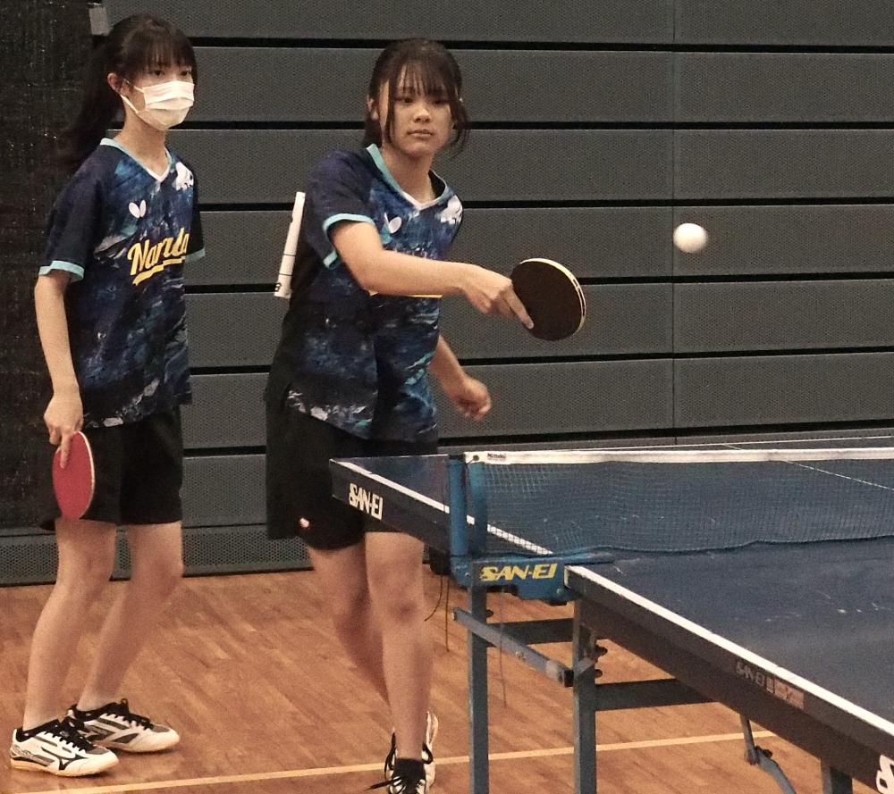 女子W1位 習志野台　市村・城